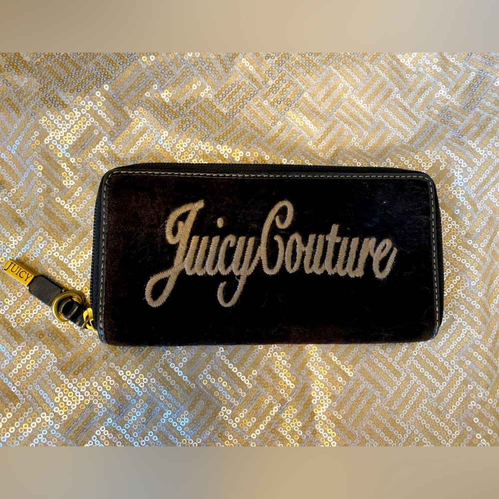 Juicy Couture Terry Cloth Wallet